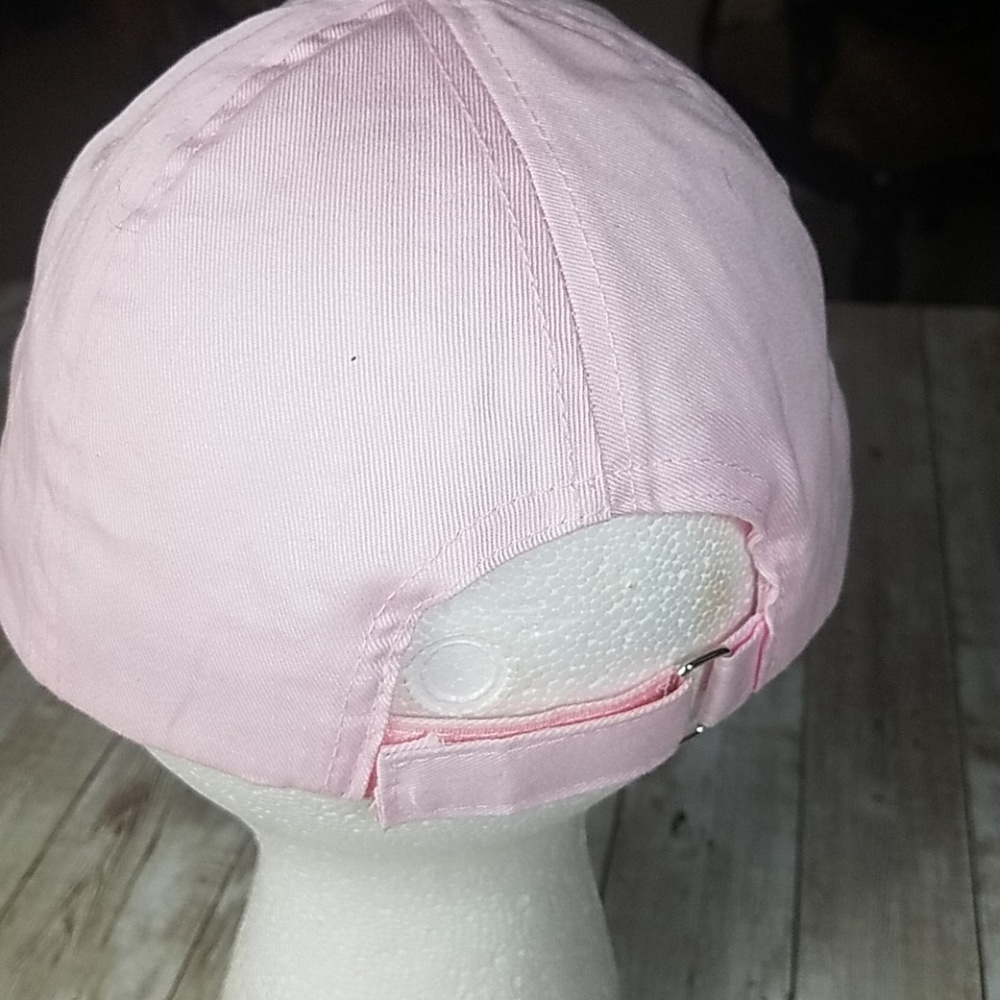 Fashion cap, pink cap with jewels on bib. - Picture 4 of 5